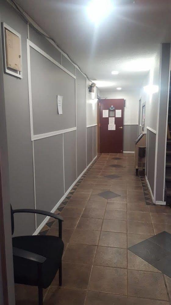 Travelodge By Wyndham Blairmore מראה חיצוני תמונה