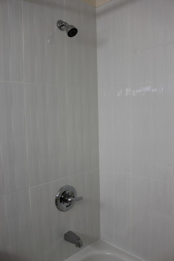 Travelodge By Wyndham Blairmore חדר תמונה